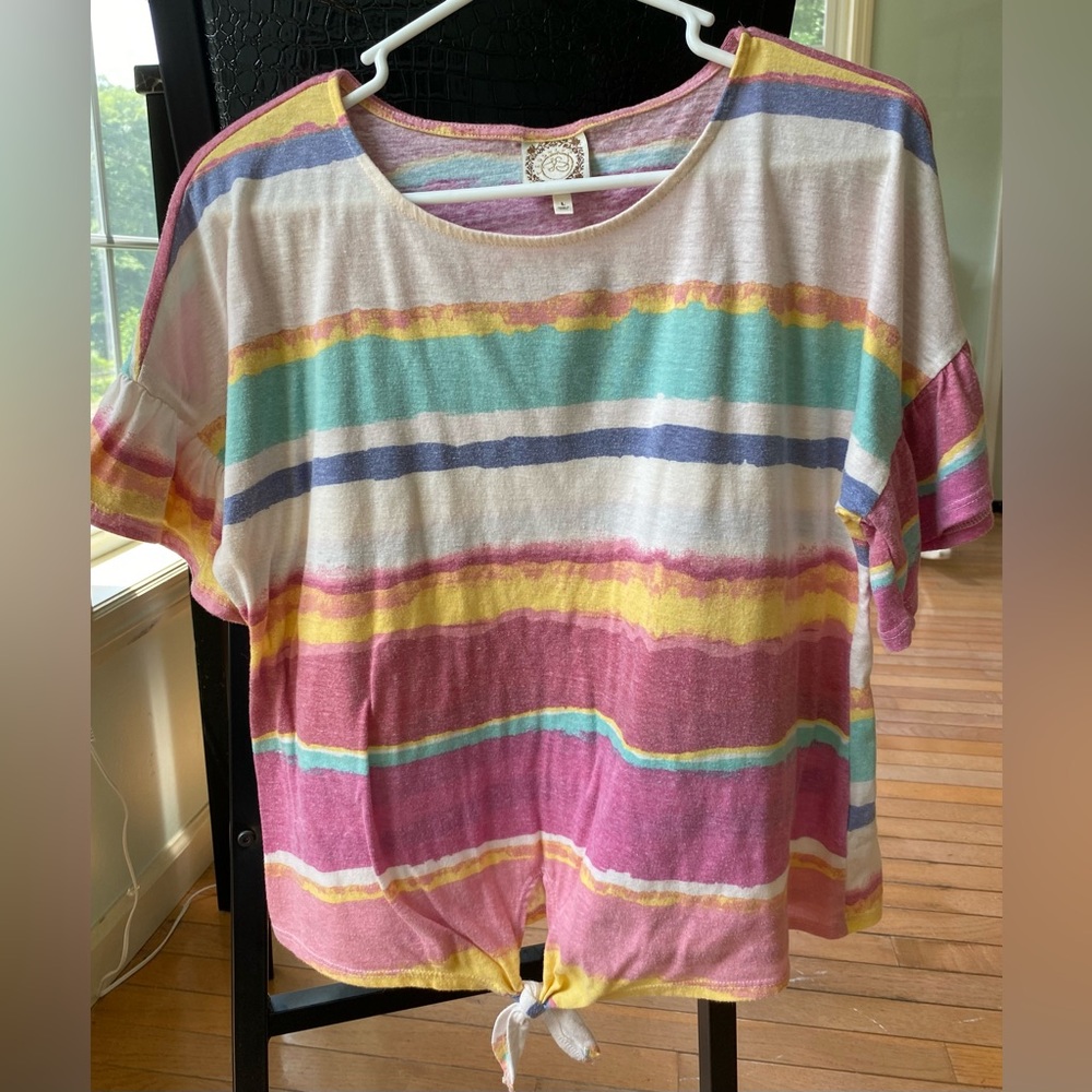 EUC Truself Tye Dye Knotted Flutter Sleeve Casual Blouse